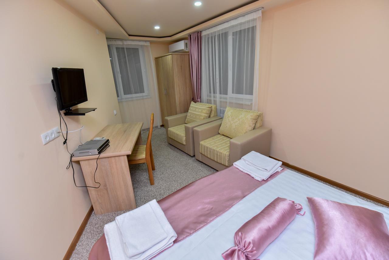 Gayane Hotel Alaverdi Ngoại thất bức ảnh