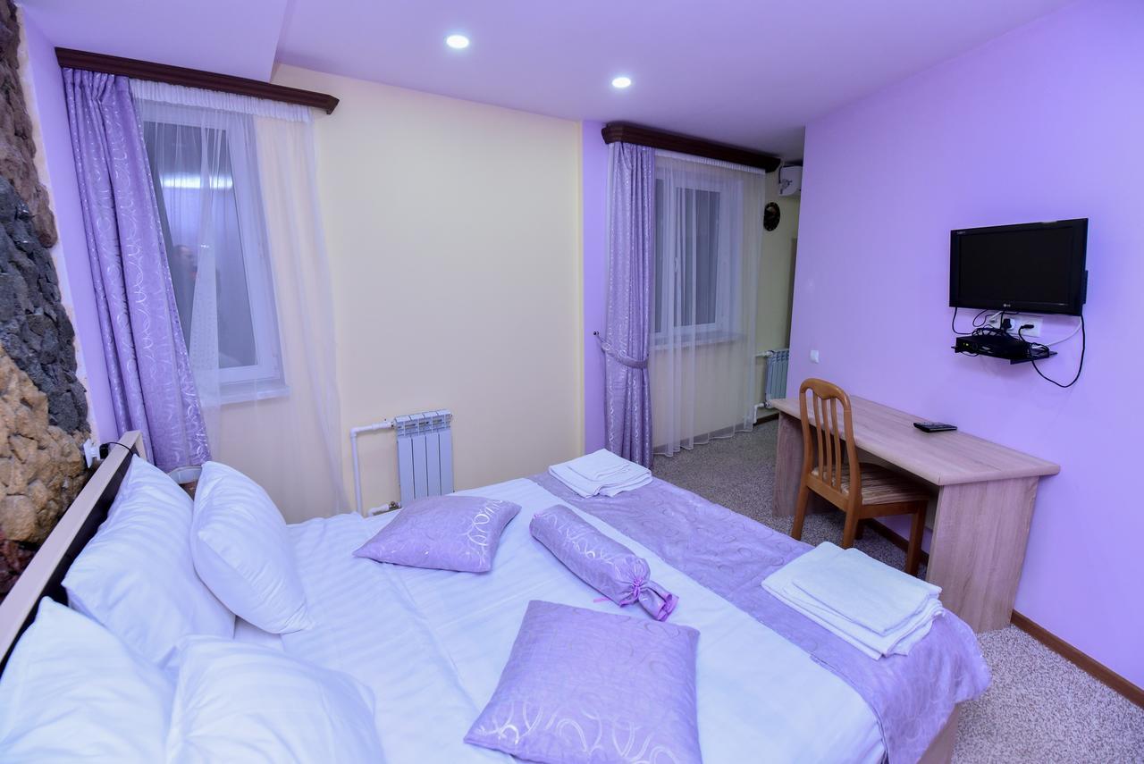 Gayane Hotel Alaverdi Ngoại thất bức ảnh
