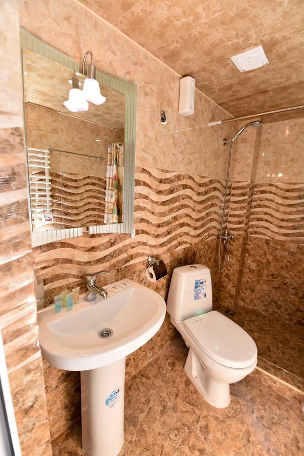 Gayane Hotel Alaverdi Ngoại thất bức ảnh