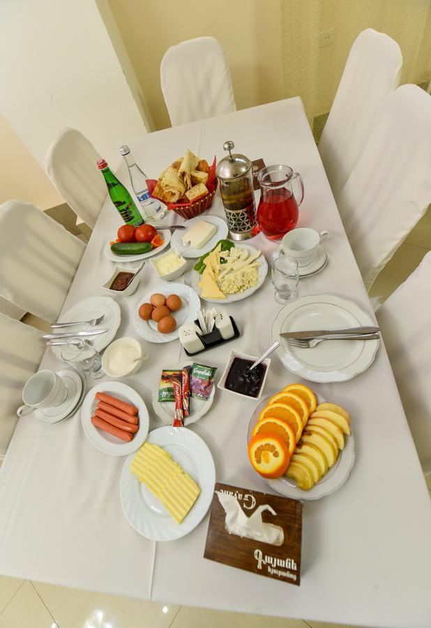 Gayane Hotel Alaverdi Ngoại thất bức ảnh